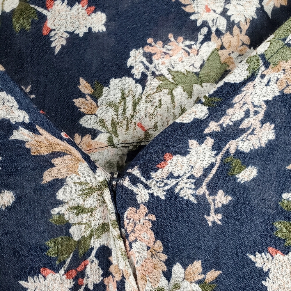 Lucky Brand Navy Blue Floral Boho Tie Top - Picture 8 of 9